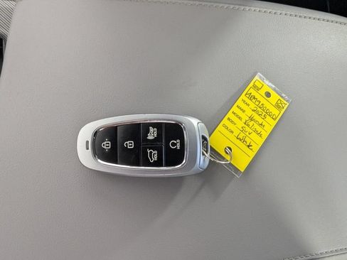 Used 2025 Hyundai Palisade SEL FWD image 31