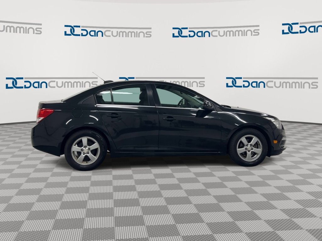 Used 2016 Chevrolet Cruze LT FWD image 9