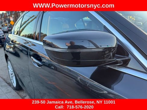 Used 2024 BMW 330i Sedan w/ Convenience Package RWD image 12