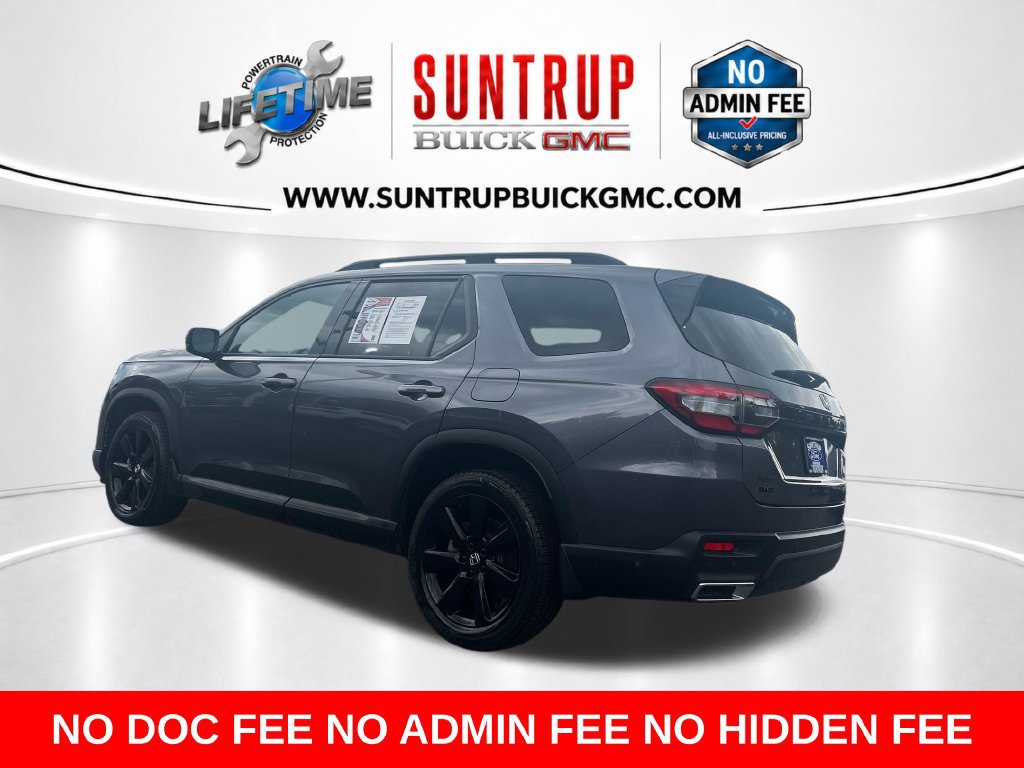 Used 2025 Honda Pilot Black Edition image 3