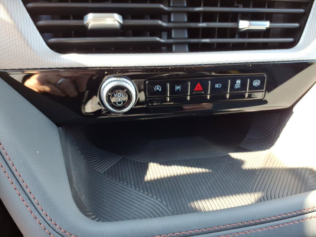 New 2026 Ford Explorer Active w/ Active Comfort Package RWD image 18
