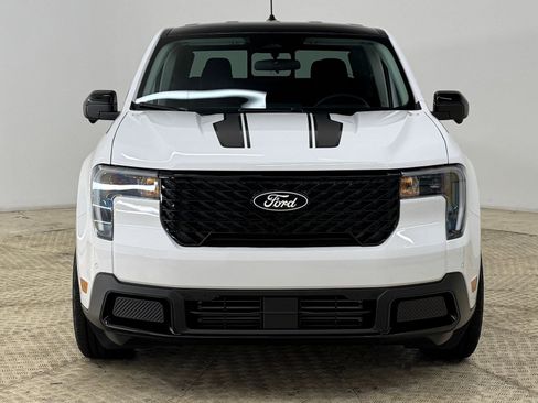 New 2025 Ford Maverick Lariat w/ Black Appearance Package image 6