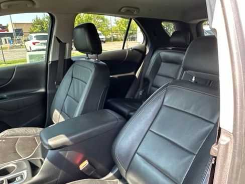 Used 2020 Chevrolet Equinox LT w/ Sport Edition AWD/4WD image 8