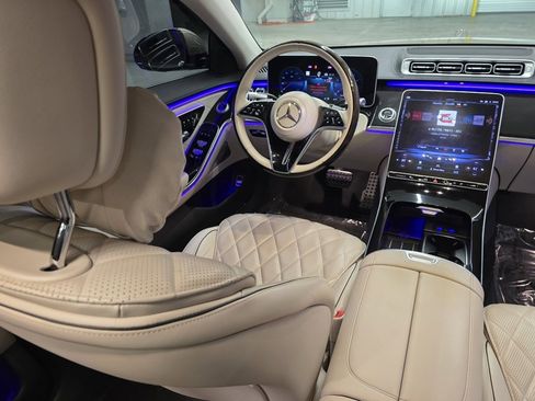 Used 2023 Mercedes-Benz S 580 S 580 image 37