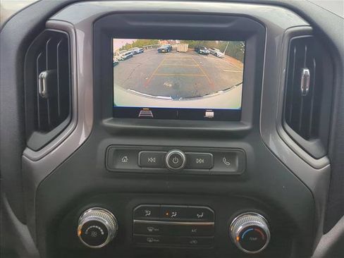 Used 2021 GMC Sierra 1500 2WD Crew Cab w/ Sierra Value Package image 21