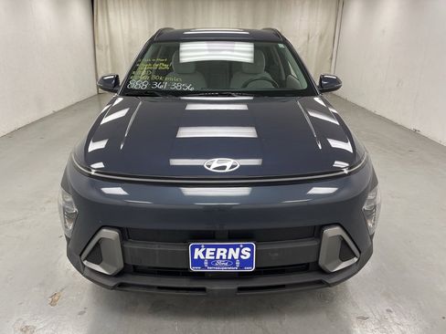 Used 2024 Hyundai Kona SEL image 8