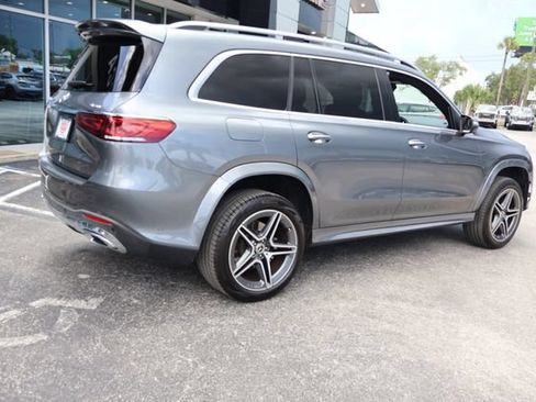 Used 2022 Mercedes-Benz GLS 450 4MATIC image 9