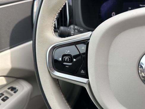 Certified 2023 Volvo XC60 B5 Plus w/ Climate Package image 27