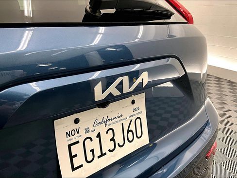 Used 2025 Kia Niro Wind image 7