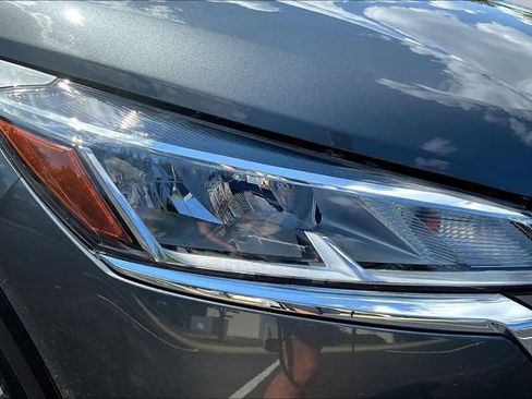Used 2025 Nissan Kicks Play S FWD image 28