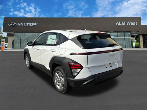Certified 2026 Hyundai Kona SE FWD image 7
