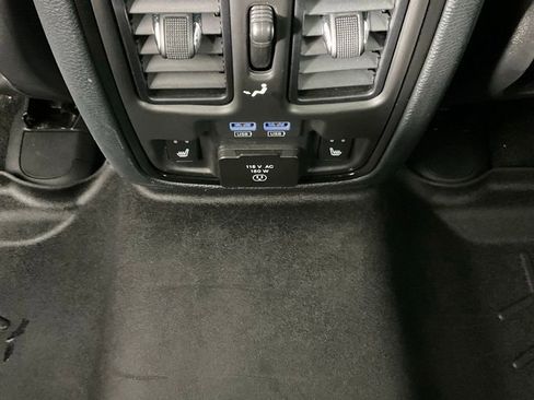 Used 2022 Dodge Durango R/T w/ Tow 'N Go Package image 30