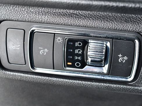 Used 2022 Lincoln Corsair AWD w/ Premium Package image 29