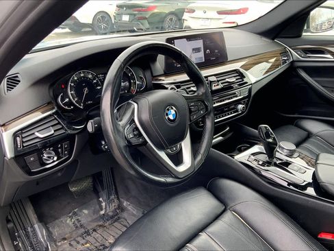 Used 2018 BMW 530i xDrive image 17