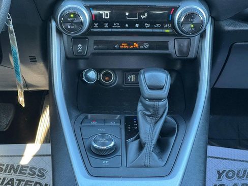 Used 2024 Toyota RAV4 LE image 14