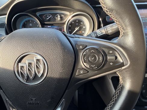 Used 2017 Buick Envision Preferred image 17