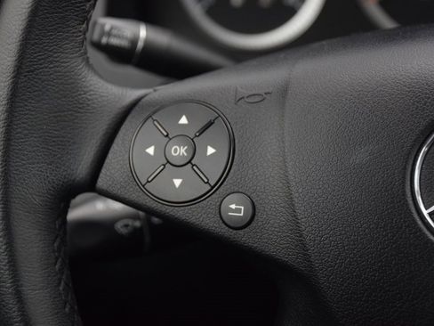 Used 2008 Mercedes-Benz C 300 Sedan image 20