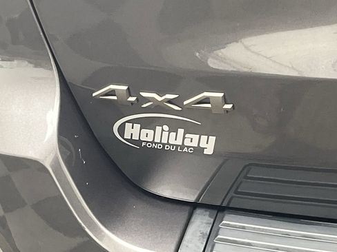 Used 2016 Jeep Grand Cherokee Laredo 75th Anniversary image 30