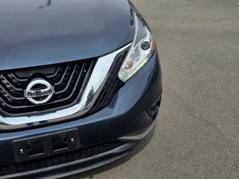 Used 2015 Nissan Murano SL w/ Cargo Package FWD image 2