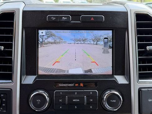 Used 2017 Ford F150 Lariat image 16