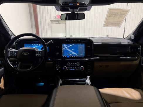 Used 2023 Ford F450 Lariat w/ Lariat Ultimate Package AWD/4WD image 19