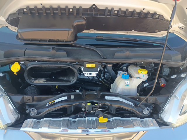 Used 2024 RAM ProMaster 3500 w/ Storage Group FWD image 28