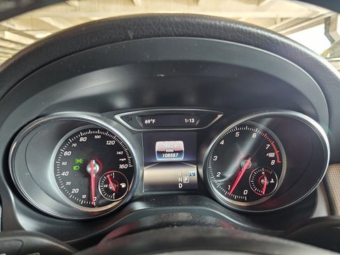 Used 2020 Mercedes-Benz GLA 250 image 11