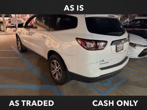 Used 2017 Chevrolet Traverse LT image 5