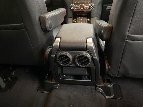 Used 2016 Land Rover LR4 HSE AWD/4WD image 34