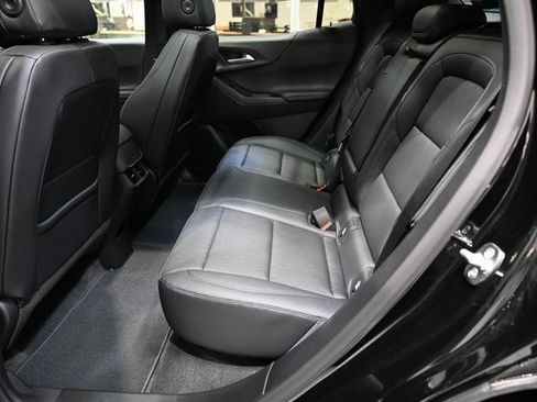 New 2026 Chevrolet Equinox LT w/ Convenience Package II image 11