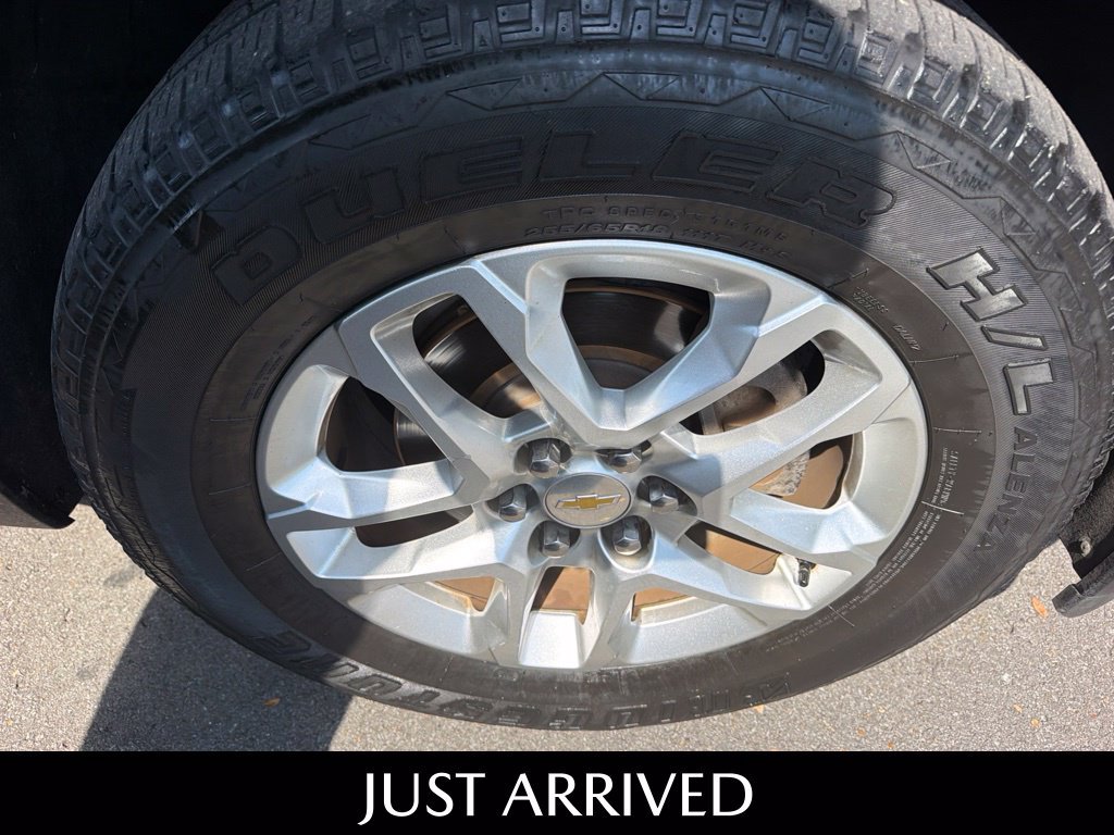 Used 2019 Chevrolet Traverse LS w/ LPO, Floor Liner Package FWD image 9