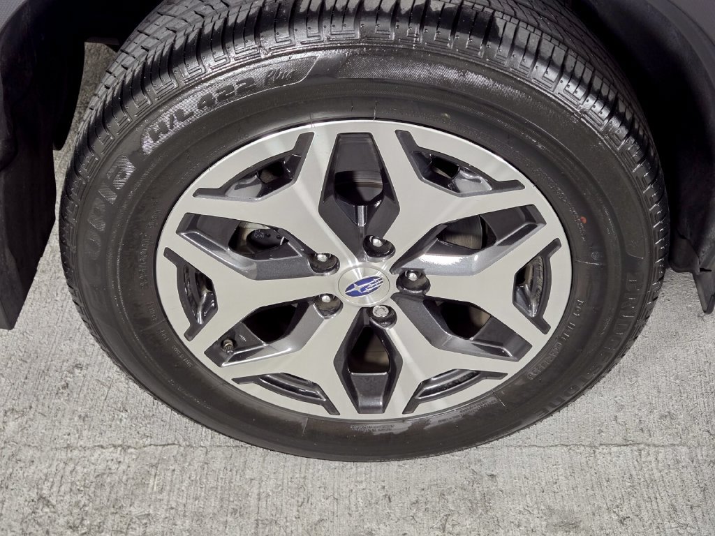 Certified 2023 Subaru Forester Premium AWD/4WD image 10