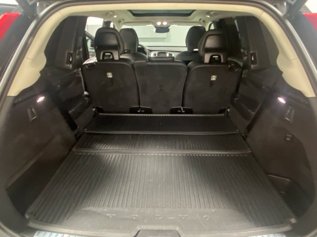 Used 2024 Volvo XC90 B5 Core w/ Climate Package AWD/4WD image 9