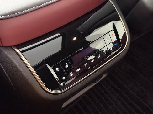 New 2026 INFINITI QX80 Autograph w/ Premium Cargo Package image 18