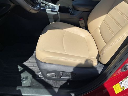 Used 2025 Toyota RAV4 Limited w/ Advanced Technology Package AWD/4WD image 3