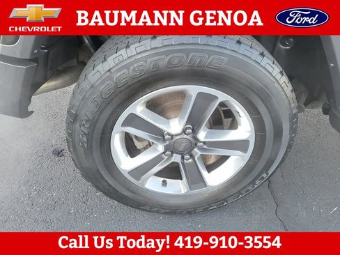 Used 2018 Jeep Wrangler Unlimited Sahara AWD/4WD image 27