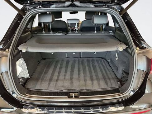 Used 2022 Mercedes-Benz GLA 250 4MATIC image 11