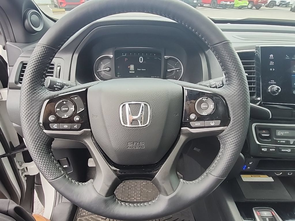 Used 2023 Honda Passport Elite image 11
