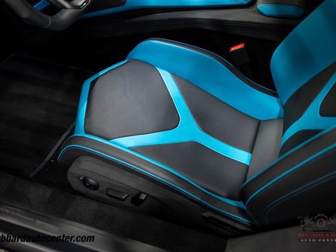 Used 2025 Lamborghini Revuelto AWD/4WD image 19
