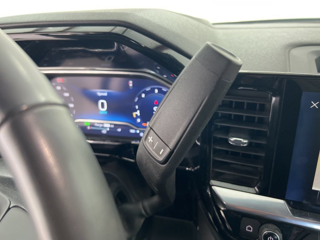Used 2024 Chevrolet Silverado 2500 LTZ AWD/4WD image 15