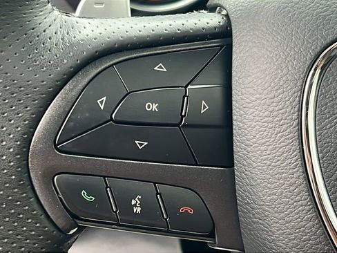 Used 2018 Dodge Challenger R/T image 28