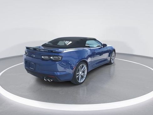 Used 2022 Chevrolet Camaro LT w/ RS Package RWD image 8
