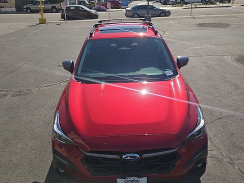 Used 2024 Subaru Crosstrek 2.5i Limited AWD/4WD image 9
