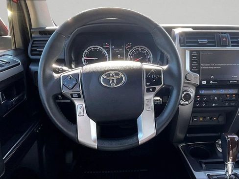 Certified 2022 Toyota 4Runner Limited AWD/4WD image 11