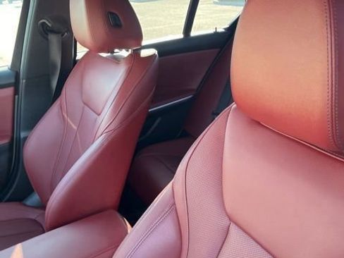 Used 2023 BMW M340i xDrive w/ Premium Package image 11