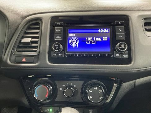 Certified 2022 Honda HR-V LX image 23