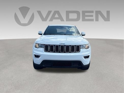 Used 2020 Jeep Grand Cherokee Laredo RWD image 8