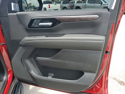 New 2026 Chevrolet Suburban LS w/ LPO, Dark Essentials Package RWD image 9