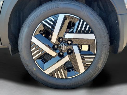 New 2026 Nissan Kicks SV image 6