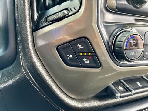 Used 2017 Chevrolet Silverado 1500 High Country AWD/4WD image 5